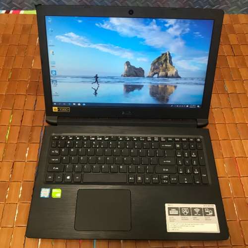 acer 一A315一53G一第八代i5一8250U一8GB一(240GB SSD十1000GB）一雙顯卡一1080P屏