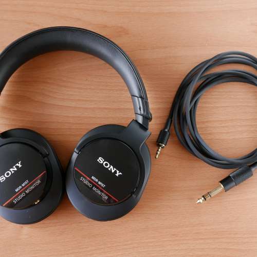 98% Sony MDR-M1ST 監聽耳機