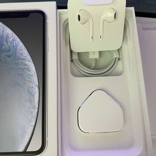 100%原裝 Iphone XR 充電線 充電器 耳機 Earpods 配Lightning接頭