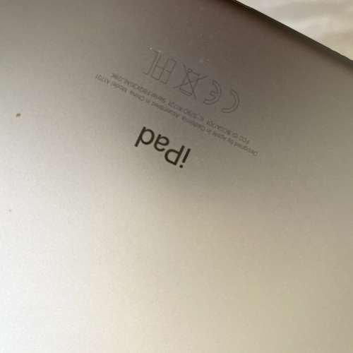 iPad Pro (10.5 吋) 年份：2017 年 容量：64GB