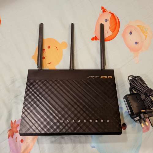 華碩 ASUS wifi Router RT-AC68U, AC1900 雙頻無線路由器