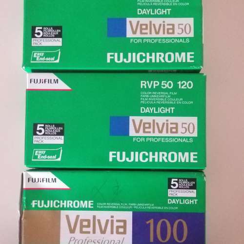 Fujichrome Velvia 菲林 共3盒 (已過期，未開封)