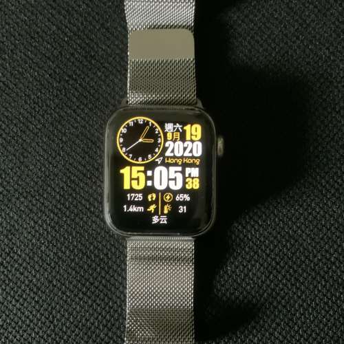 Apple Watch S4 不銬鋼銀色GPS+流動網絡 44mm 95%新有保樣