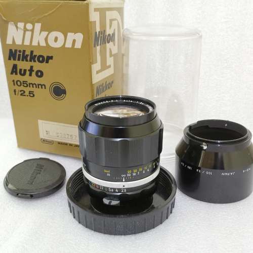 Nikon nikkor-P.C 105mm F2.5 酒紅色鍍膜  罕有極新 可收藏項目
