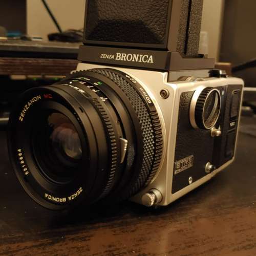 Bronica ETRS & 50mm f/2.8