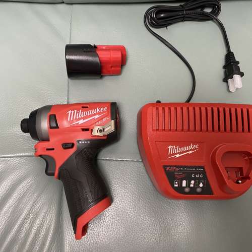 美沃奇 Milwaukee M12 2553電批