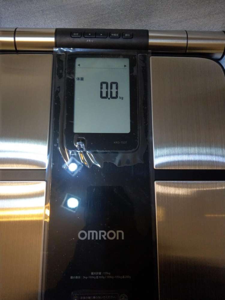 HBF-702 T OMRON KRD-703 藍牙連接手機全新歐姆龍最新款旗艦脂肪磅體脂