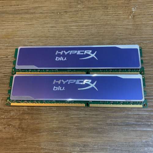 Kingston HyperX ddr3 1600 16gb ( 8gb * 2 )