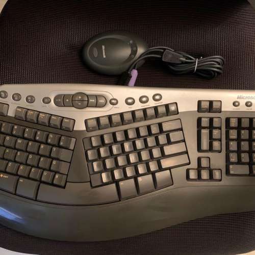 Microsoft Wireless Natural Multimedia Keyboard 人體工學鍵盤