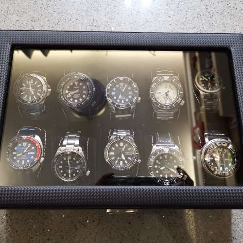 全新出口炭纖紋玻璃面錶盒 (不包相中手錶)