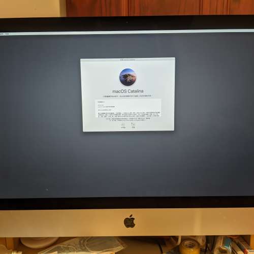 Imac 2014 5k 連magic keyboard and mouse