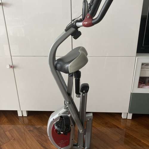 OTO RB1000 摺合式多功能健身單車- 二手或全新運動健身用品, 單車及