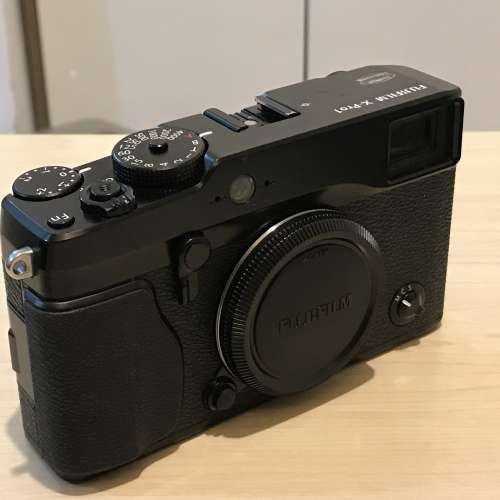 Fujifilm X-Pro1 機身 連手把
