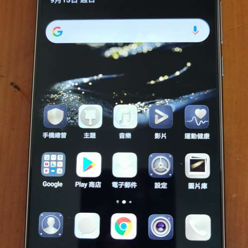 Huawei mate 10 4/64gb 95%新全套