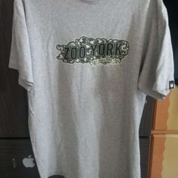 灰色Zoo York Tee ( L size )