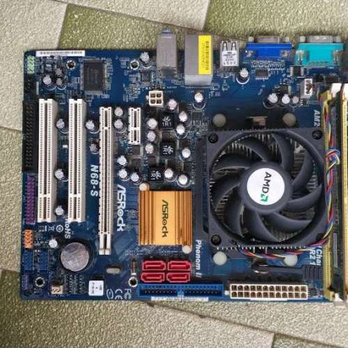 AMD Athlon II X2 240+AsRock N68-S+Samsung DDR2 800 2GB