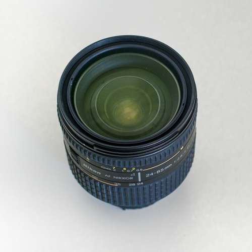 Nikon 28-85mm f2.8-4 D 80% new