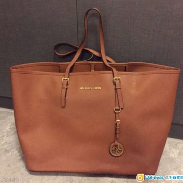 Michael Kors Jet Set Travel Large Saffiano Leather Tote