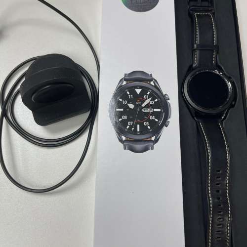 95% 新 Samsung Galaxy Watch 3 SM-R840 (45mm) (霧光黑)，藍芽版 尚餘9個月保養。