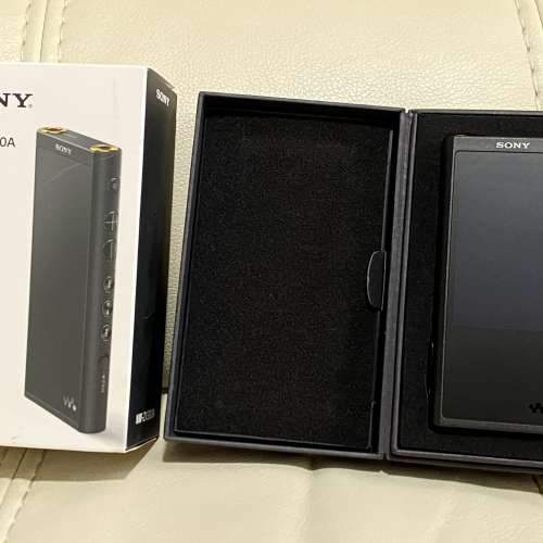 Sony ZX-300A 九成新全套齊