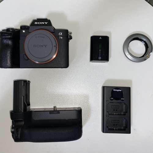 Sony A73