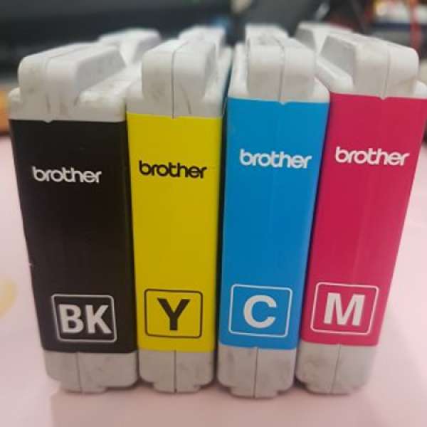 Brother  LC75  Black,Cyan,Magenta,Yellow 空墨水匣4個  合改装加墨水用。