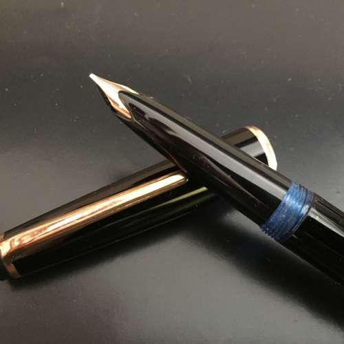 Montblanc 32  fountain pen