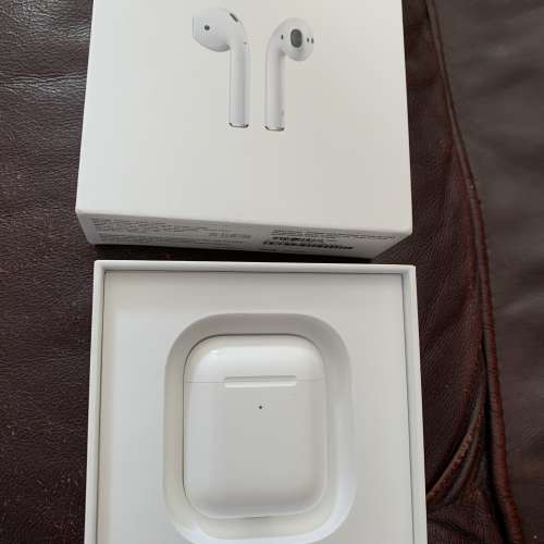 AirPods 2 代 無線充電盒、耳機！$600