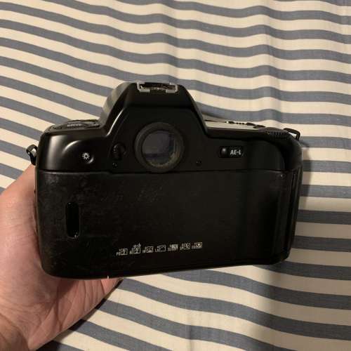 Nikon F90x + 35-70mm F3.3-4.5