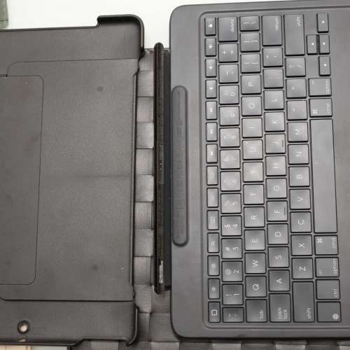 Logitech iPad Pro 10.5 吋Keyboard