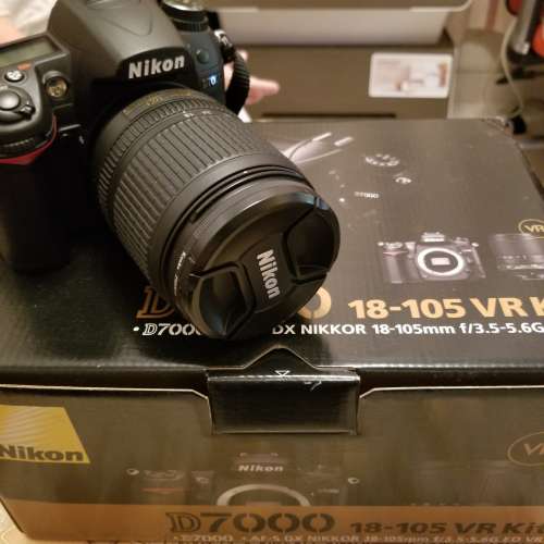 Nikon r7000 18-105 vr kit set