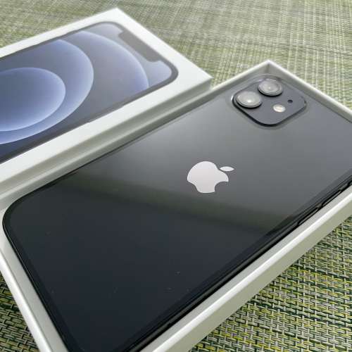 iPhone 12 黑色 256GB 95%新!! 冇花 冇崩 已貼前後貼 送Apple 原裝 膠case!!!