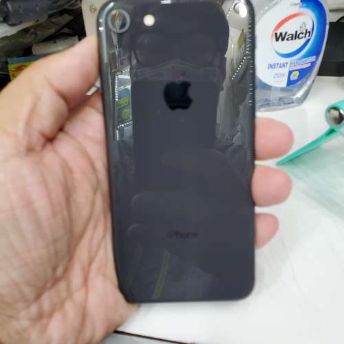 iPhone 8 黑色64gb 行版
