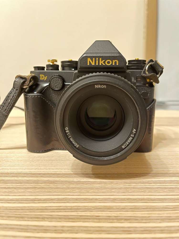 Nikon Df Gold Limited Edition - DCFever.com