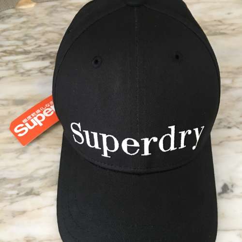 全新Superdry 黑色帽