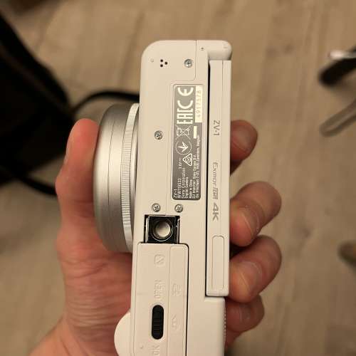 Sony ZV-1 淨機 連一原廠電 一副廠電
