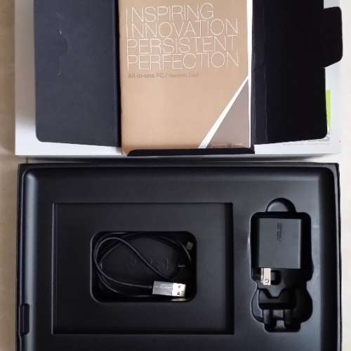 Asus VivoTab Smart ME400C/Atom Z2760@1.80GHz CPU/2GB Ram/64GB SSD/95% New Tablet