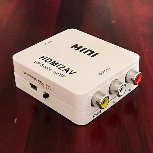 HDMI 轉 AV訊號轉換器 + AV線 + HDMI線