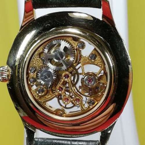 Epos hand-winding GP機械上鏈腕錶