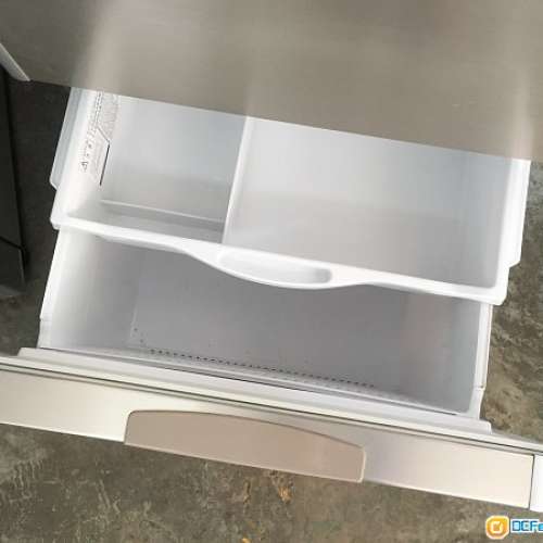 雪櫃 日立 R-S37SVH 九成新以上 包送貨安裝及30天保用