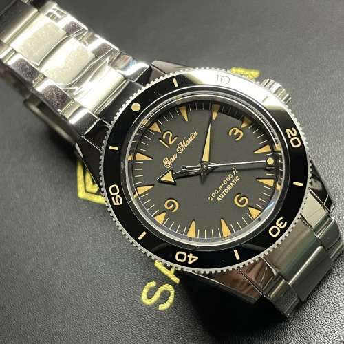 San Martin - 36912 三文治面潛水腕錶