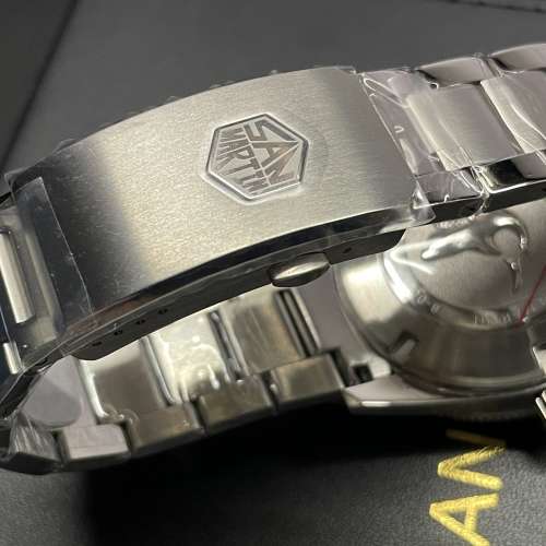 San Martin - 36912 三文治面潛水腕錶