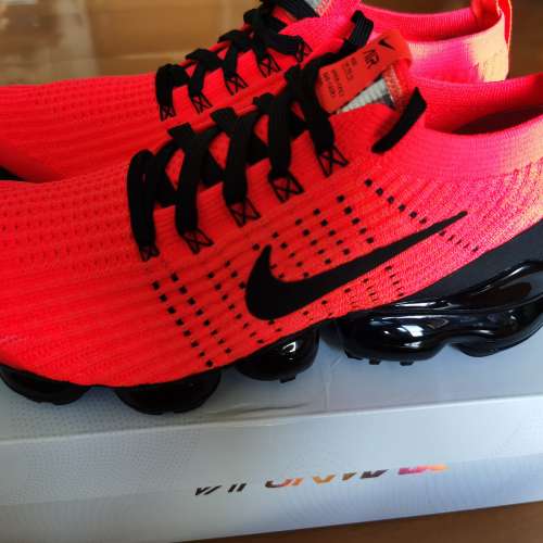 100% 全新Nike. Vapormax Flyknit 3 瑩光橙色 特別版
