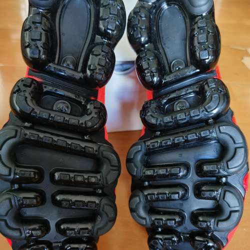 100% 全新Nike. Vapormax Flyknit 3 瑩光橙色 特別版