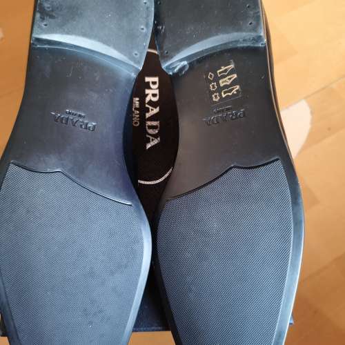 100%全新 Prada 皮鞋 襯Suit一流  (有齊盒有單有絨毛袋)