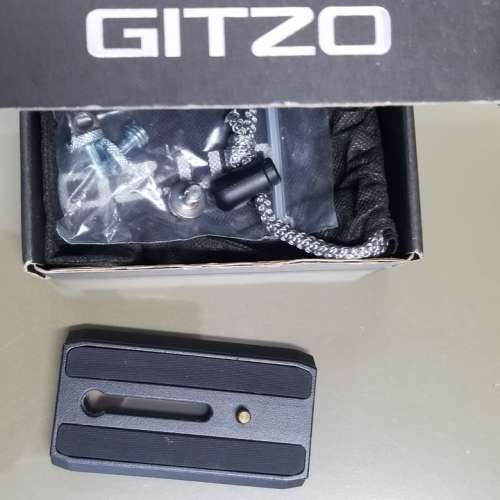 9成新以上Gitzo GS5370MC 快拆板 90mm長