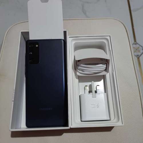 99.99% New Samsung S20 FE 5G 8+128 藍色香港行貨