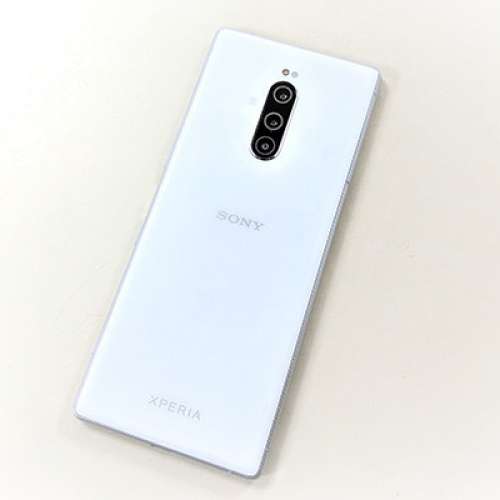 Xperia 1 6 + 64GB sov40 (white) 90% new