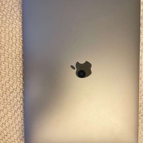 New MacBook Air 2020 M1 Core  95%new 有盒全新充電器 +充電線, 送magic mouse, ...