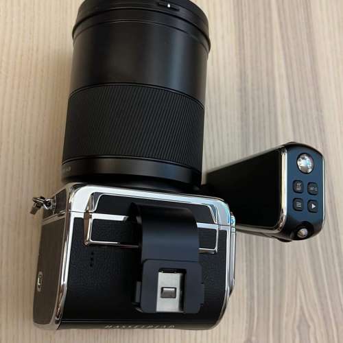 Hasselblad 907x with grip and ovf （99 ％new)